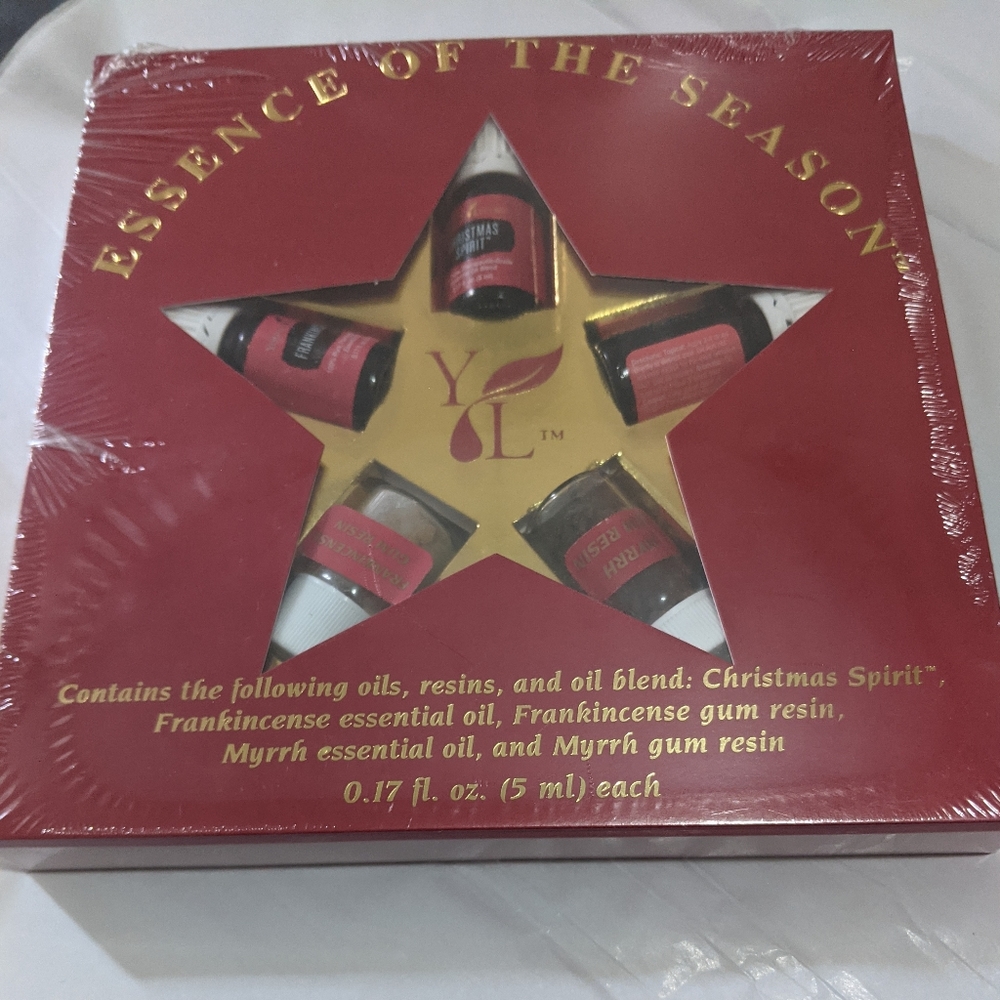 Young Living Essence of the Season Essential Oil - Picture 3 of 3